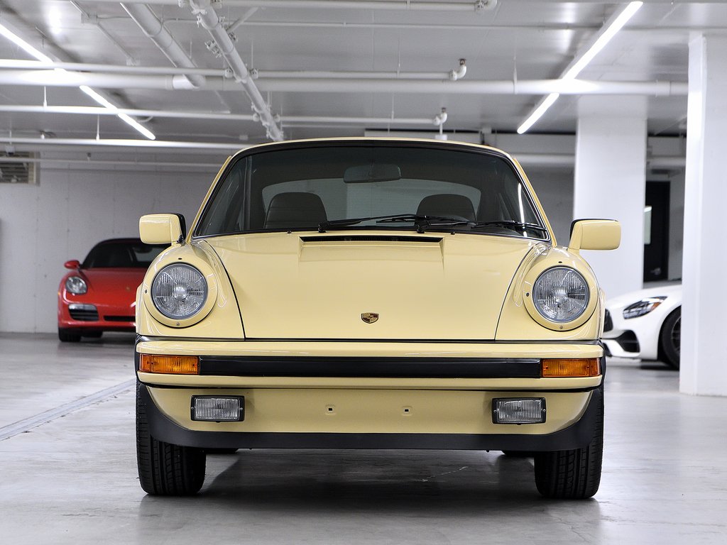 1981 Porsche 911 2dr Coupe / SC / 100% Restaured in Laval, Quebec - 20 - w1024h768px