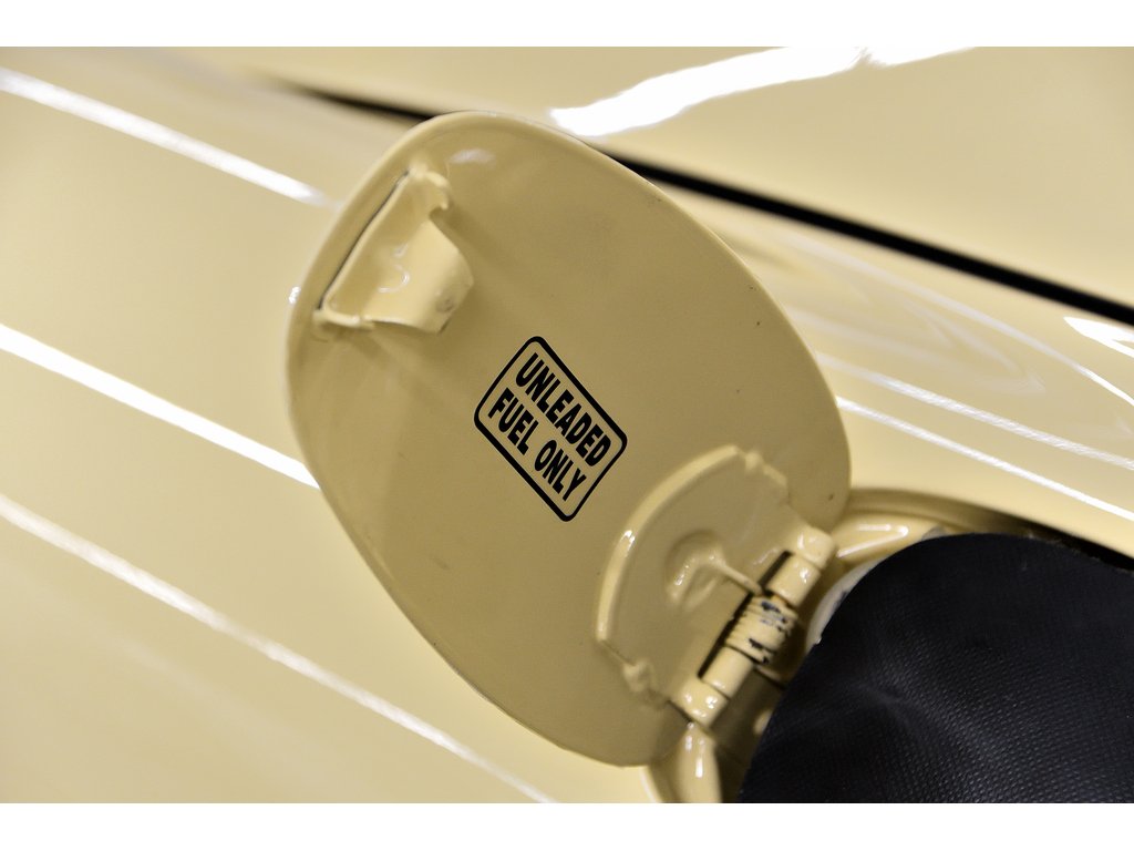 1981 Porsche 911 2dr Coupe / SC / 100% Restaured in Laval, Quebec - 79 - w1024h768px