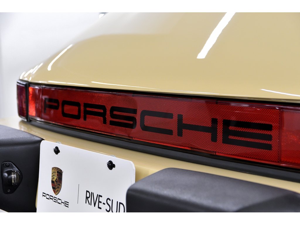 1981 Porsche 911 2dr Coupe / SC / 100% Restaured in Laval, Quebec - 75 - w1024h768px