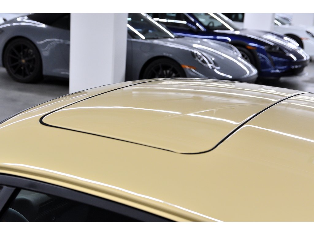 1981 Porsche 911 2dr Coupe / SC / 100% Restaured in Laval, Quebec - 66 - w1024h768px