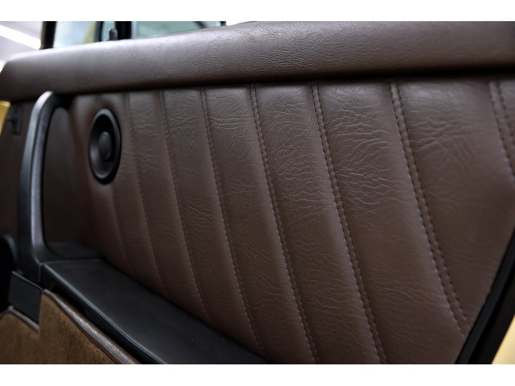 1981 Porsche 911 2dr Coupe / SC / 100% Restaured in Laval, Quebec - 65 - w1024h768px