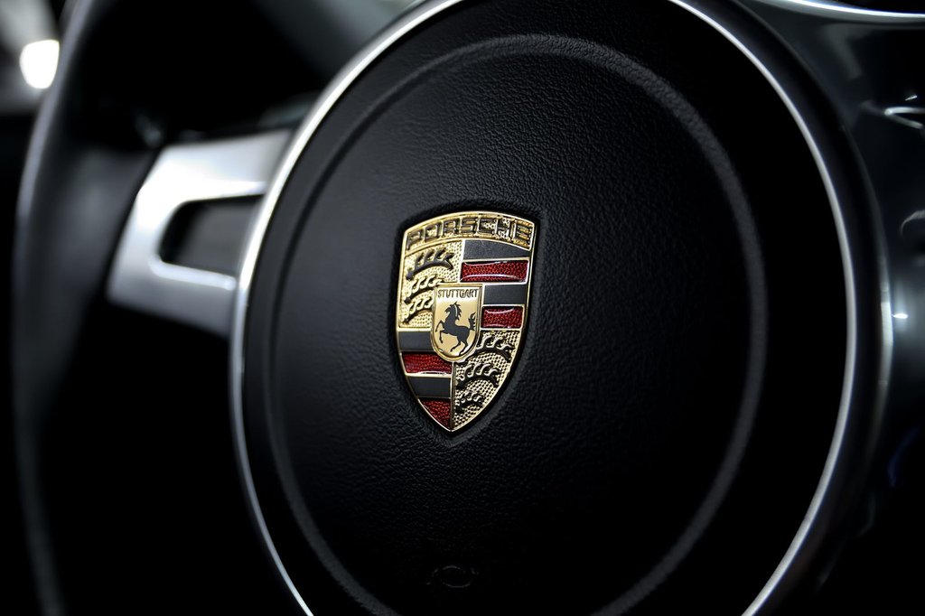 2014 Porsche 911 Targa 4S in Laval, Quebec - 15 - w1024h768px
