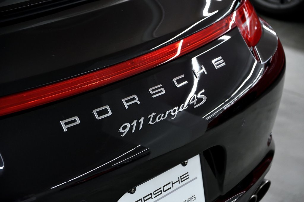 2014 Porsche 911 Targa 4S in Laval, Quebec - 9 - w1024h768px