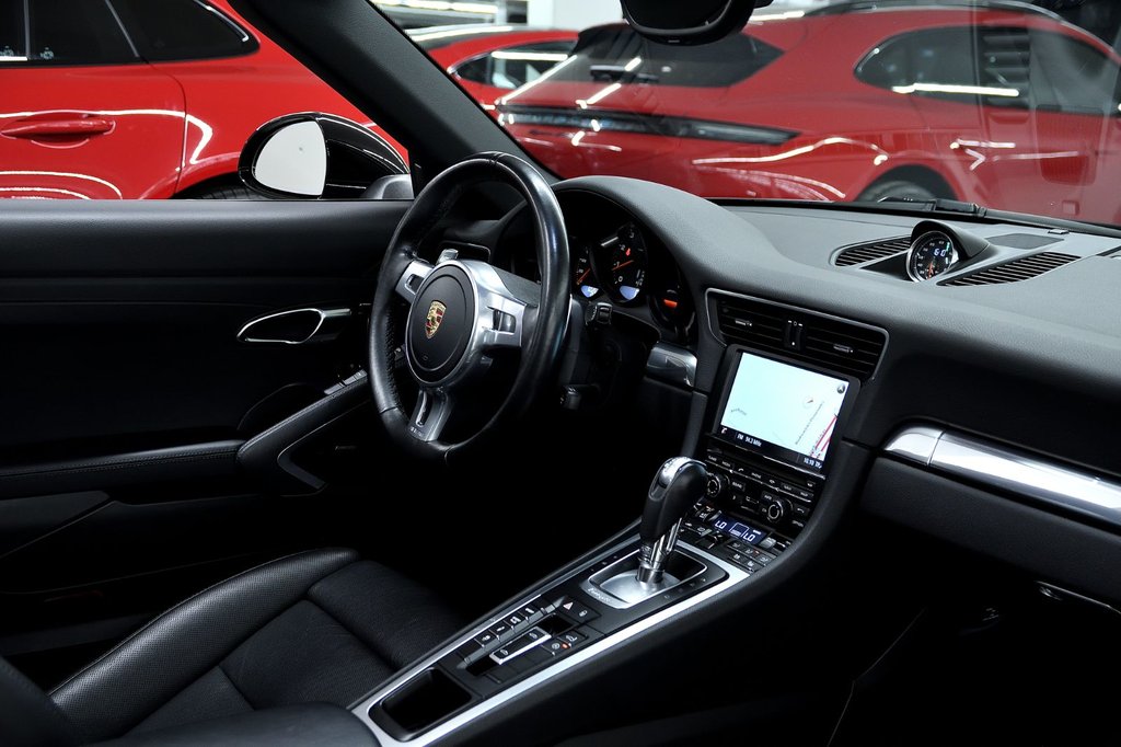 2014 Porsche 911 Targa 4S in Laval, Quebec - 27 - w1024h768px