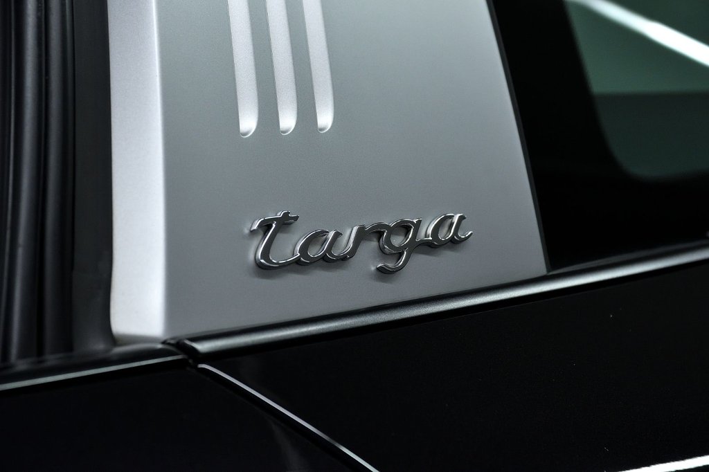 2014 Porsche 911 Targa 4S in Laval, Quebec - 10 - w1024h768px