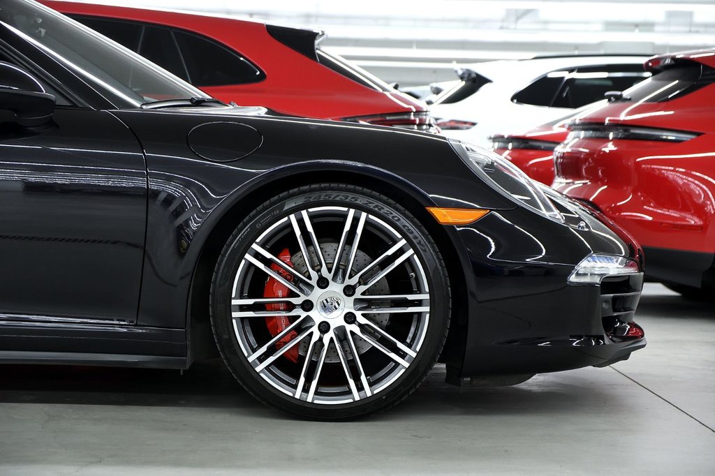 2014 Porsche 911 Targa 4S in Laval, Quebec - 8 - w1024h768px