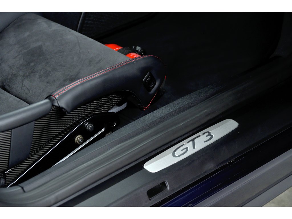 2015 Porsche 911 GT3 / Carbon Bucket Seats / Full Leather / PDK in Laval, Quebec - 31 - w1024h768px
