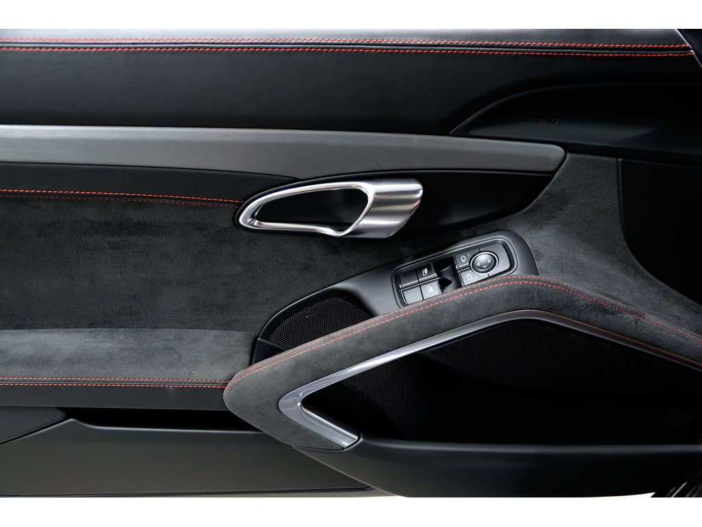 2015 Porsche 911 GT3 / Carbon Bucket Seats / Full Leather / PDK in Laval, Quebec - 29 - w1024h768px