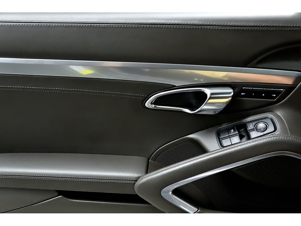 Porsche 911 2dr Cpe Carrera 4 / Premium Package Plus / ACC 2016 à Laval, Québec - 29 - w1024h768px