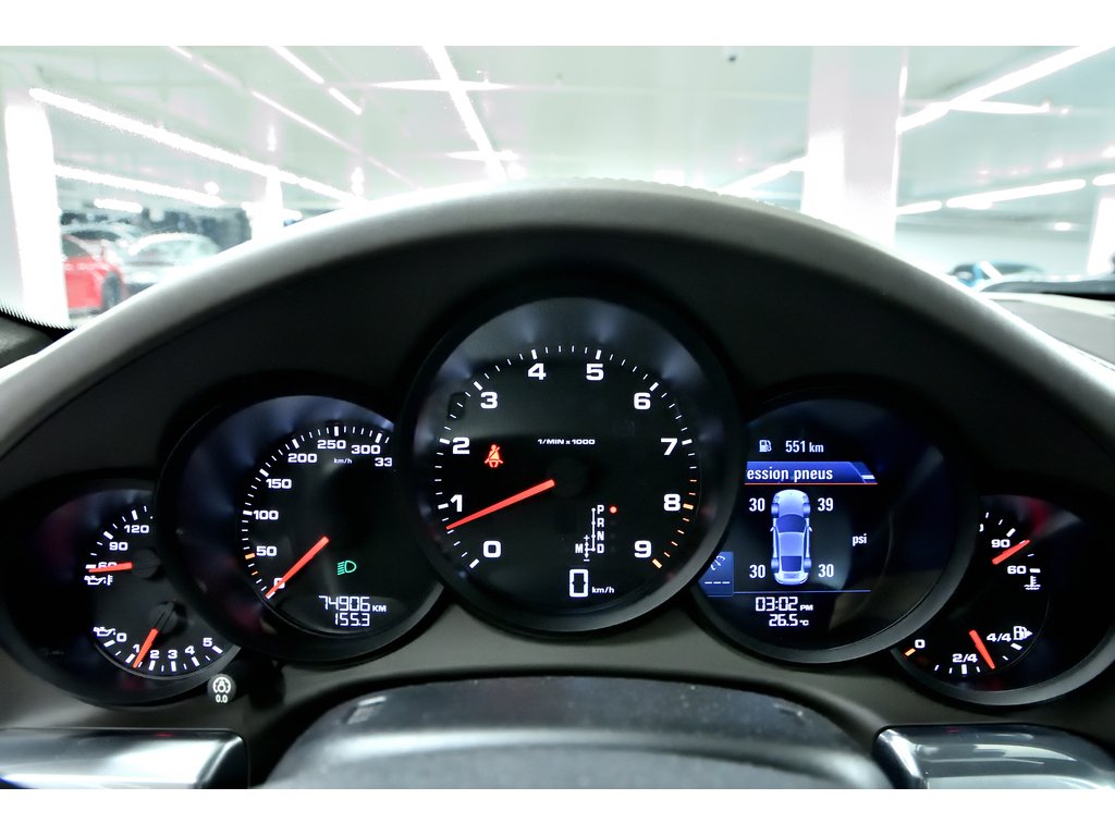 2016 Porsche 911 2dr Cpe Carrera 4 / Premium Package Plus / ACC in Laval, Quebec - 17 - w1024h768px