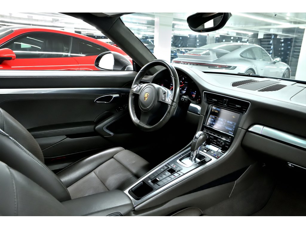 2016 Porsche 911 2dr Cpe Carrera 4 / Premium Package Plus / ACC in Laval, Quebec - 31 - w1024h768px