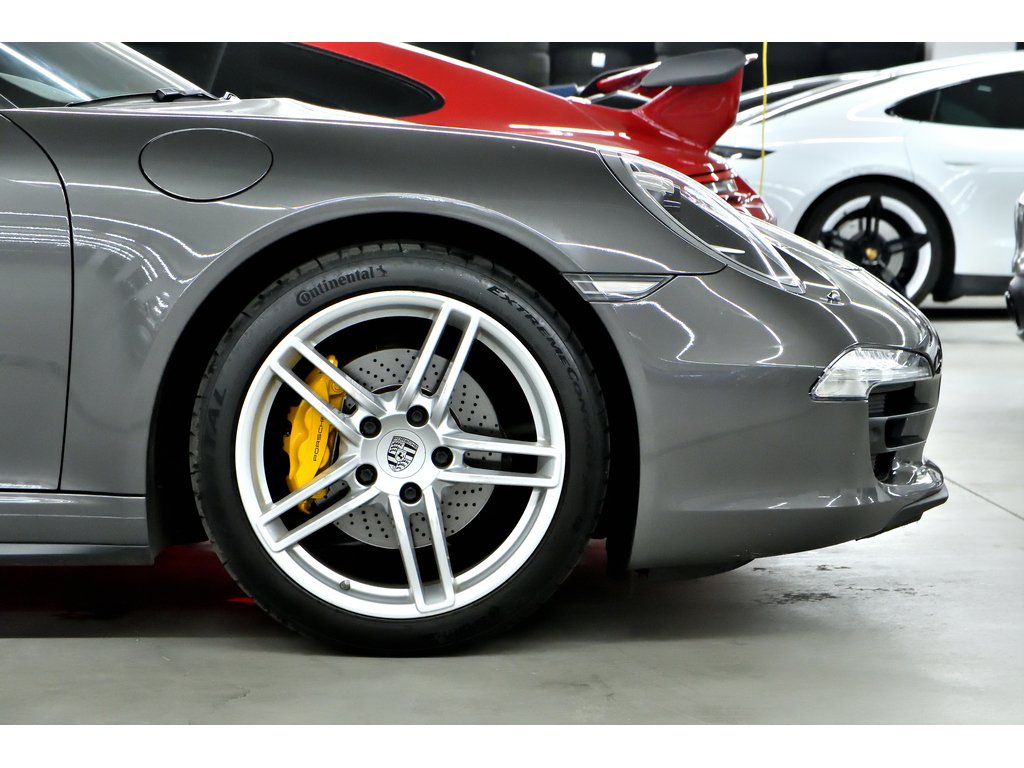 Porsche 911 2dr Cpe Carrera 4 / Premium Package Plus / ACC 2016 à Laval, Québec - 9 - w1024h768px