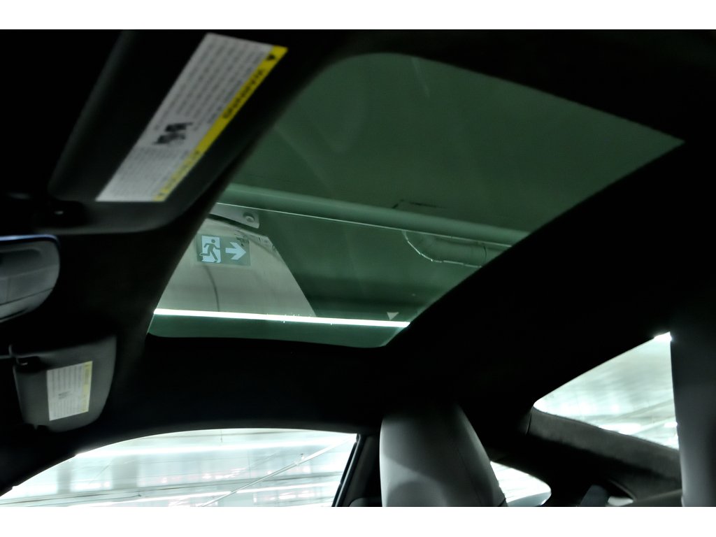 2016 Porsche 911 2dr Cpe Carrera 4 / Premium Package Plus / ACC in Laval, Quebec - 15 - w1024h768px