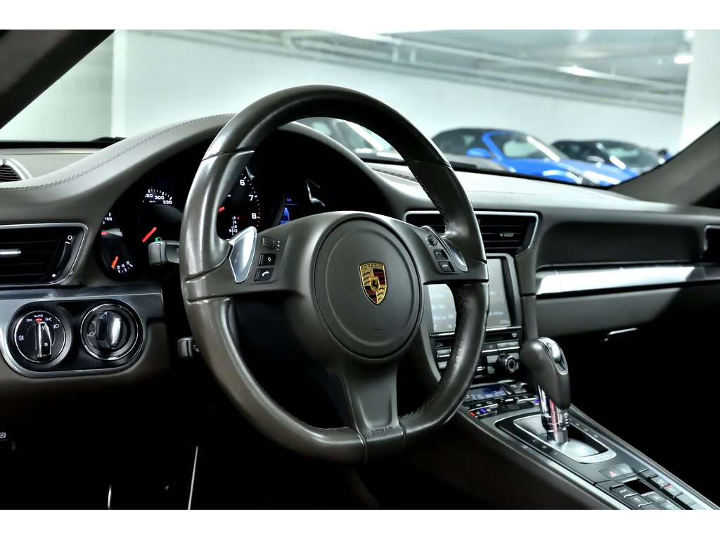Porsche 911 2dr Cpe Carrera 4 / Premium Package Plus / ACC 2016 à Laval, Québec - 10 - w1024h768px