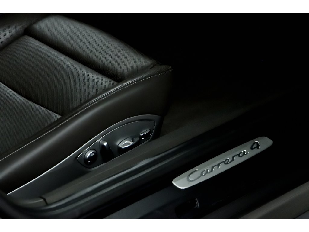 Porsche 911 2dr Cpe Carrera 4 / Premium Package Plus / ACC 2016 à Laval, Québec - 33 - w1024h768px