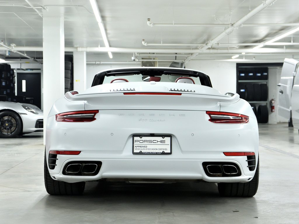 2017 Porsche 911 2dr Cabriolet Turbo / PCCBs / Burmester High End in Laval, Quebec - 4 - w1024h768px
