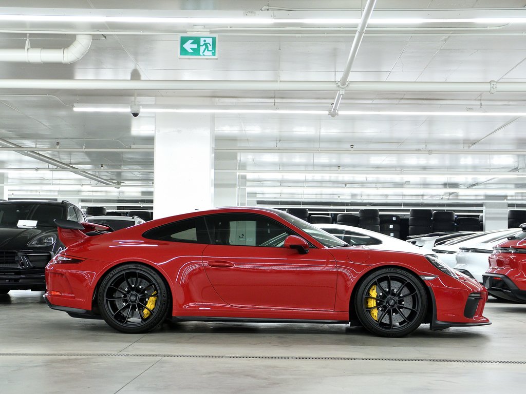 Porsche 911 GT3 Coupe / PDK / PCCBs / AXLE LIFT / BOSE 2018 à Laval, Québec - 2 - w1024h768px