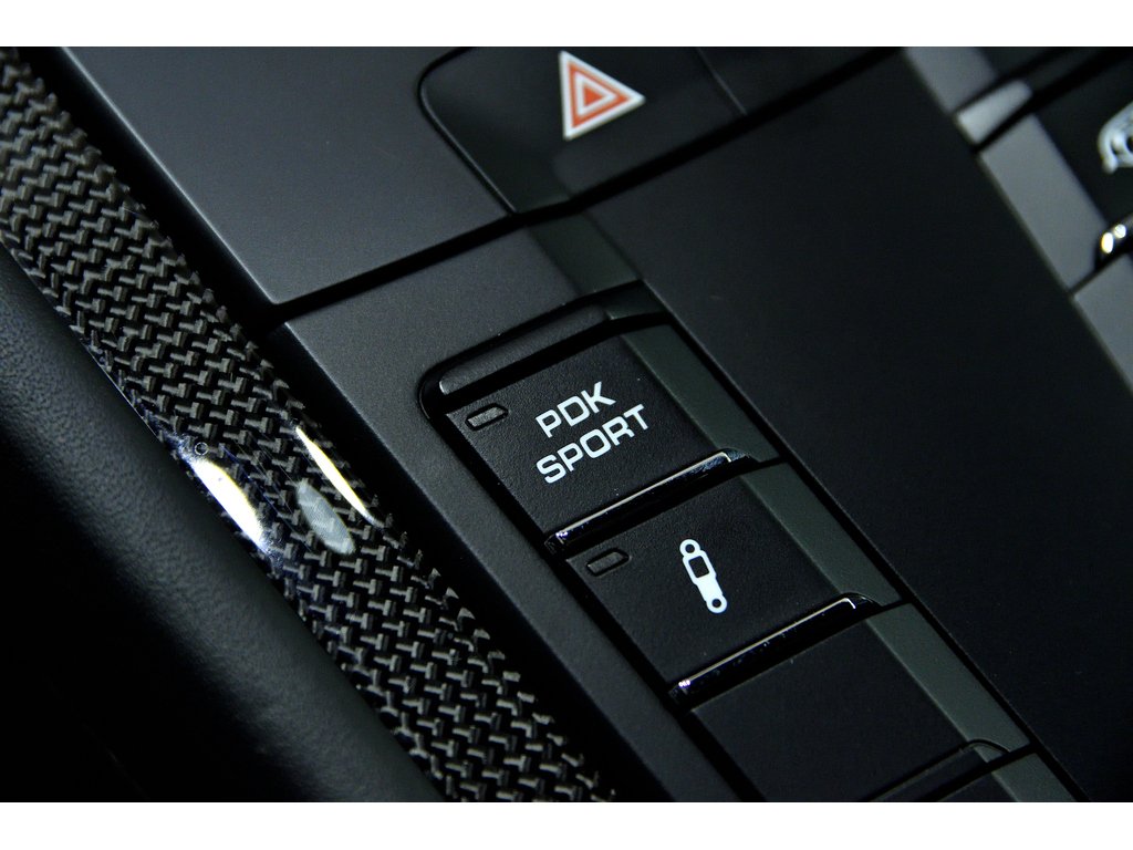 Porsche 911 GT3 Coupe / PDK / PCCBs / AXLE LIFT / BOSE 2018 à Laval, Québec - 33 - w1024h768px