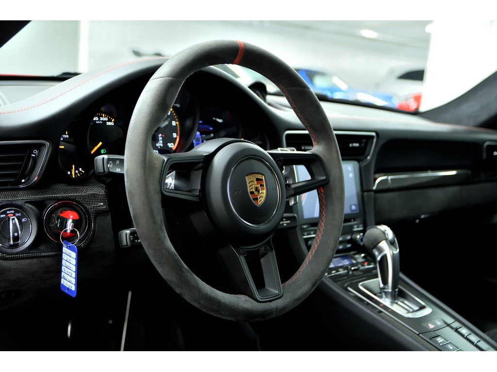 Porsche 911 GT3 Coupe / PDK / PCCBs / AXLE LIFT / BOSE 2018 à Laval, Québec - 12 - w1024h768px