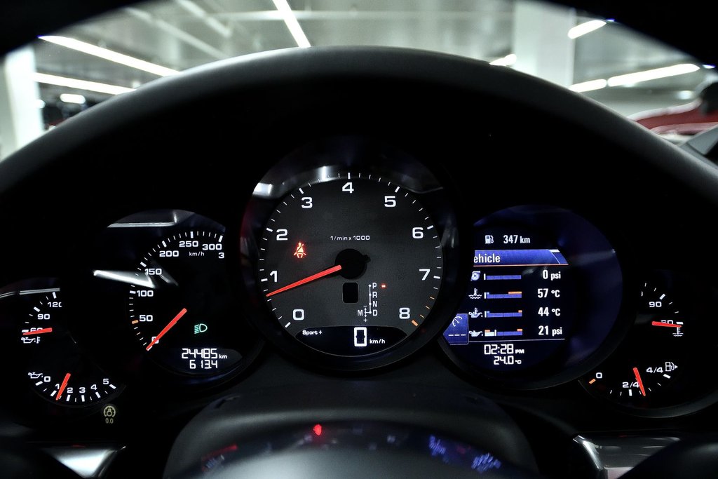 Porsche 911 Carrera S 2018 à Laval, Québec - 19 - w1024h768px