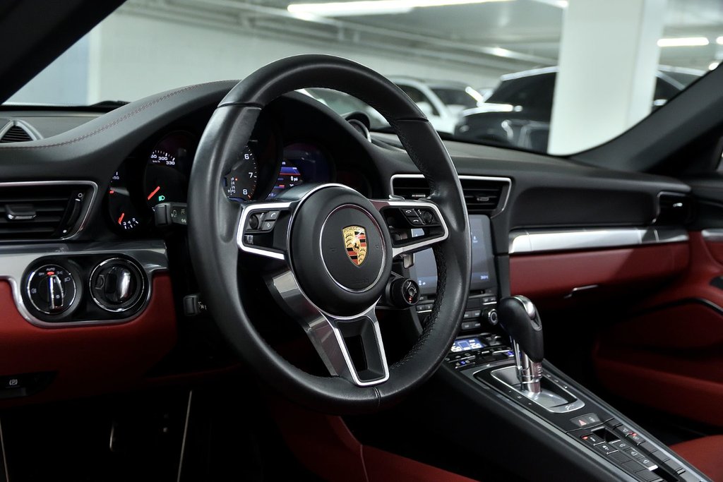 Porsche 911 Carrera S 2018 à Laval, Québec - 17 - w1024h768px