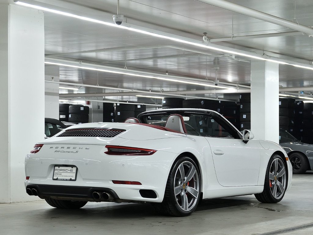 Porsche 911 Carrera S 2018 à Laval, Québec - 4 - w1024h768px