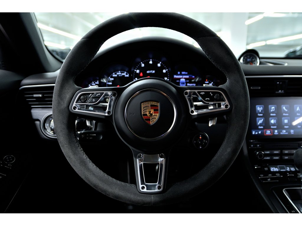 2019 Porsche 911 Carrera 4 GTS Coupe / SportDesign / BOSE in Laval, Quebec - 18 - w1024h768px