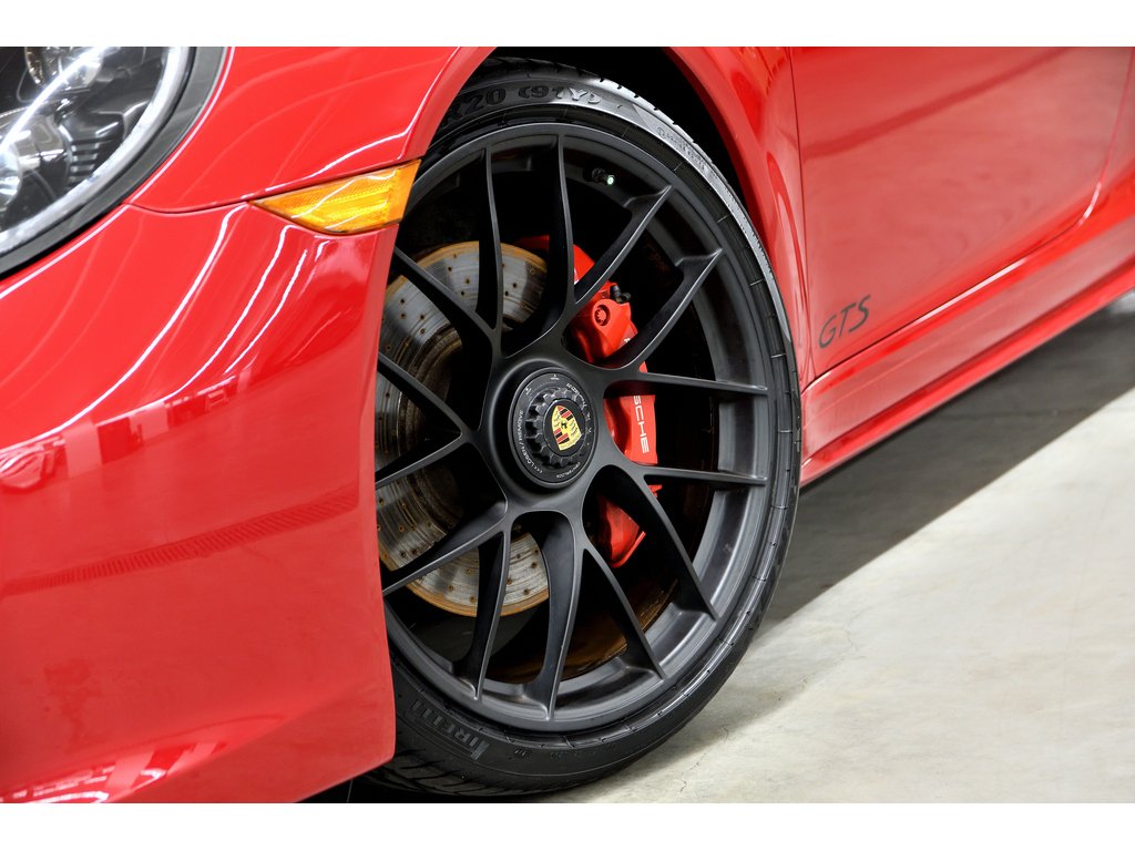 2019 Porsche 911 Carrera 4 GTS Coupe / SportDesign / BOSE in Laval, Quebec - 8 - w1024h768px