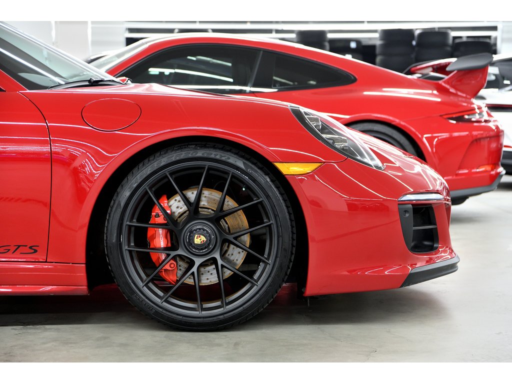 2019 Porsche 911 Carrera 4 GTS Coupe / SportDesign / BOSE in Laval, Quebec - 9 - w1024h768px