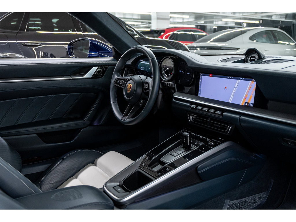 Porsche 911 Turbo Coupe 2021 à Laval, Québec - 20 - w1024h768px