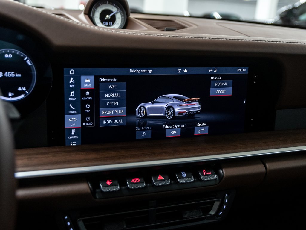 2021 Porsche 911 Turbo Coupe / PDCC / Sport Exhaust / BOSE in Laval, Quebec - 23 - w1024h768px