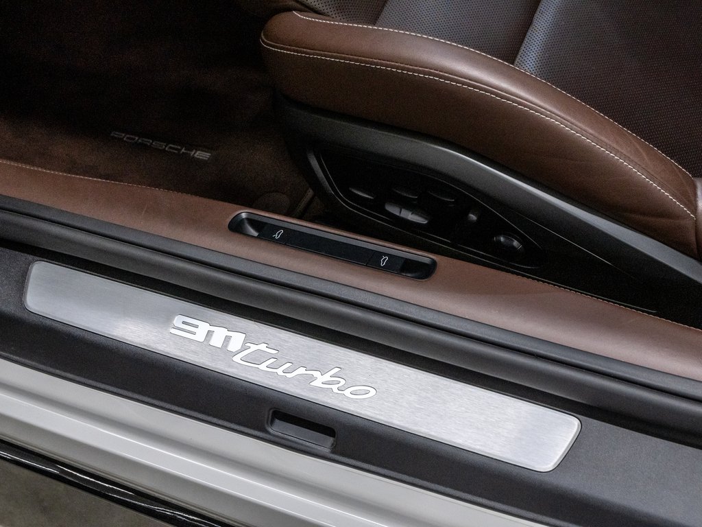 2021 Porsche 911 Turbo Coupe / PDCC / Sport Exhaust / BOSE in Laval, Quebec - 14 - w1024h768px