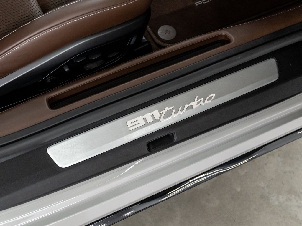 2021 Porsche 911 Turbo Coupe / PDCC / Sport Exhaust / BOSE in Laval, Quebec - 32 - w1024h768px