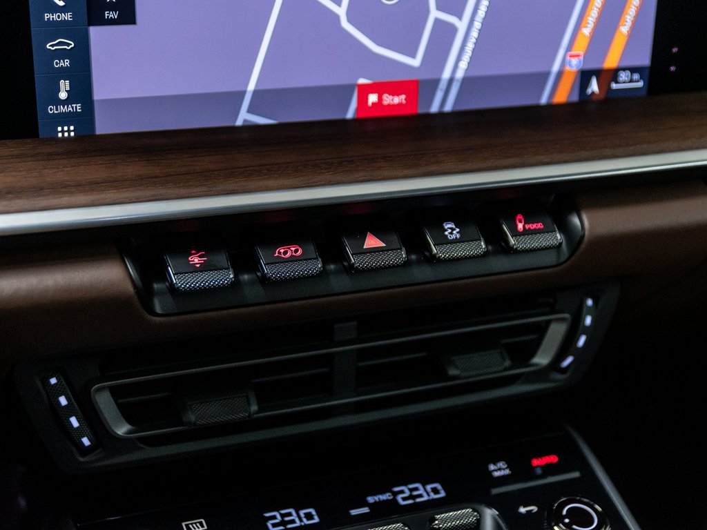 2021 Porsche 911 Turbo Coupe / PDCC / Sport Exhaust / BOSE in Laval, Quebec - 25 - w1024h768px