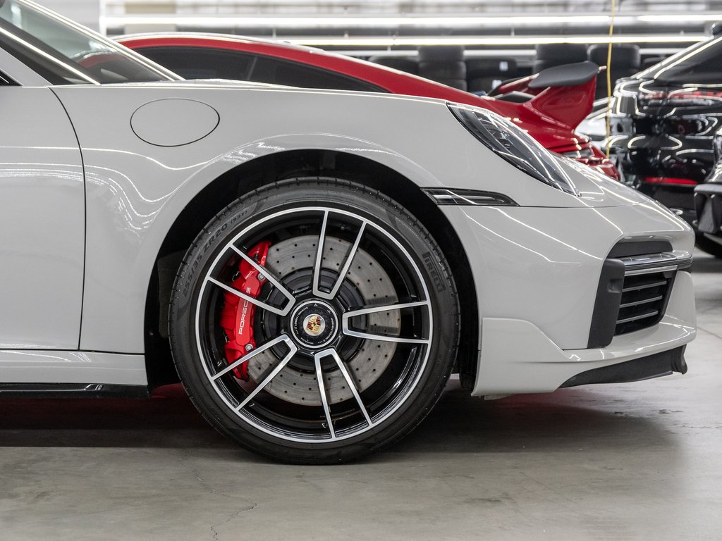 2021 Porsche 911 Turbo Coupe / PDCC / Sport Exhaust / BOSE in Laval, Quebec - 9 - w1024h768px