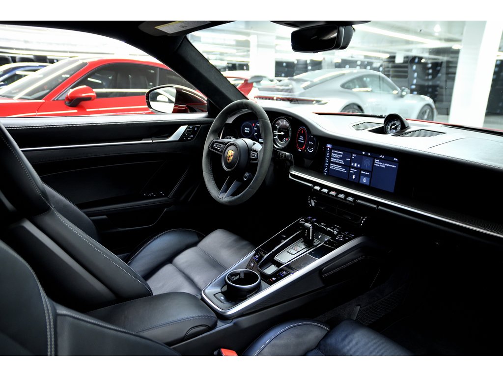 2021 Porsche 911 Turbo S / Lightweight Package / Axle Lift / BOSE in Laval, Quebec - 30 - w1024h768px