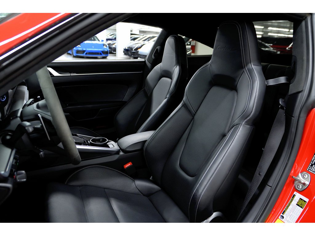 Porsche 911 Turbo S / Lightweight Package / Axle Lift / BOSE 2021 à Laval, Québec - 14 - w1024h768px