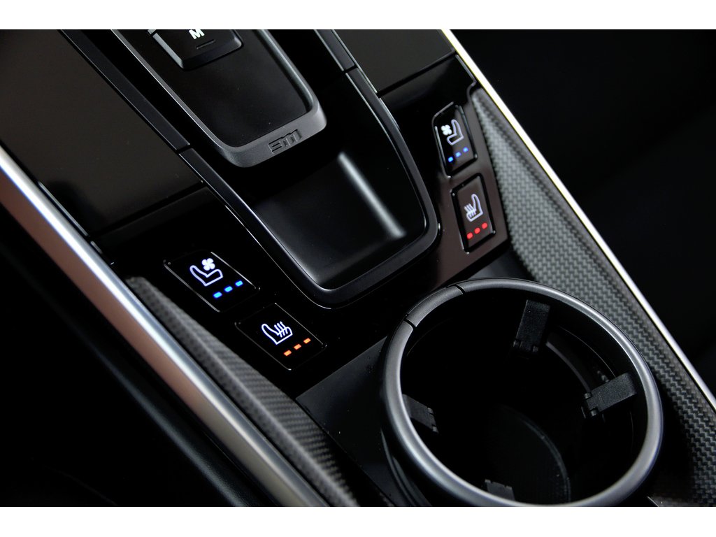 Porsche 911 Turbo S / Lightweight Package / Axle Lift / BOSE 2021 à Laval, Québec - 26 - w1024h768px