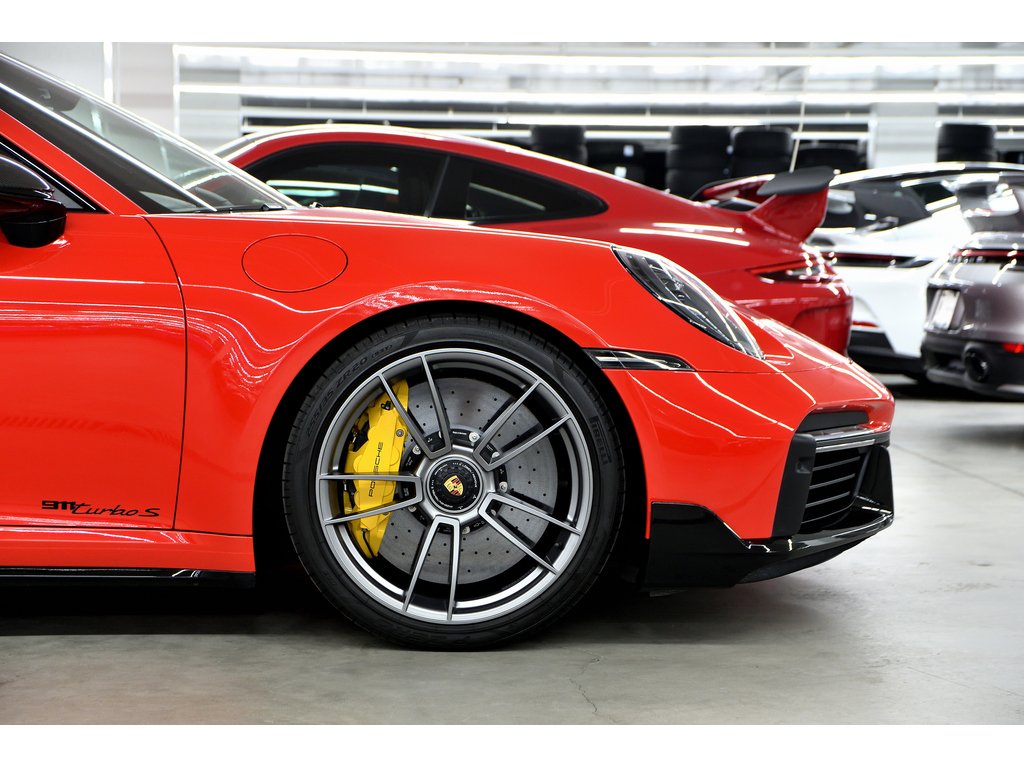 2021 Porsche 911 Turbo S / Lightweight Package / Axle Lift / BOSE in Laval, Quebec - 9 - w1024h768px