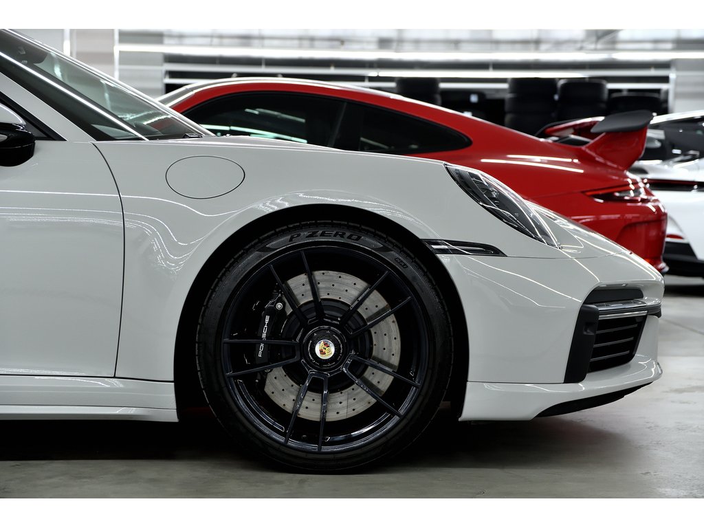 2021 Porsche 911 Turbo Cabriolet / Sport Exhaust / Axle Lift / BOSE in Laval, Quebec - 9 - w1024h768px
