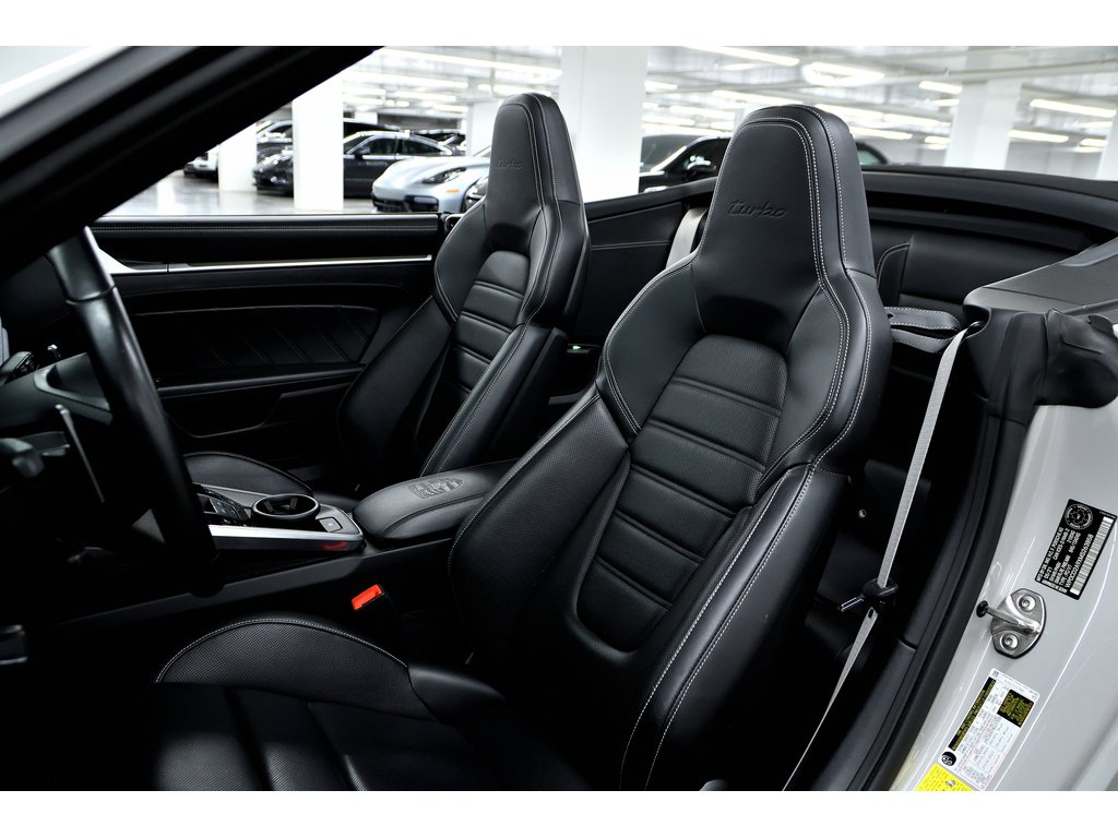 2021 Porsche 911 Turbo Cabriolet / Sport Exhaust / Axle Lift / BOSE in Laval, Quebec - 19 - w1024h768px