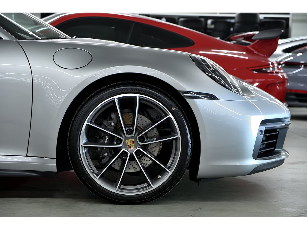 Porsche 911 Carrera 4 Coupe / Premium + Sport Package / BOSE 2021 à Laval, Québec - 9 - w1024h768px