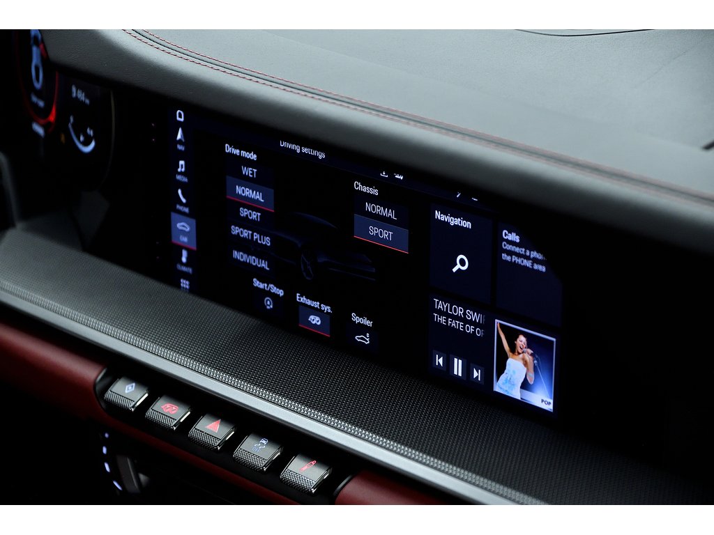 Porsche 911 Carrera 4 Coupe / Premium + Sport Package / BOSE 2021 à Laval, Québec - 33 - w1024h768px