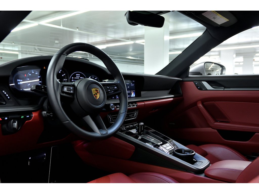 Porsche 911 Carrera 4 Coupe / Premium + Sport Package / BOSE 2021 à Laval, Québec - 11 - w1024h768px