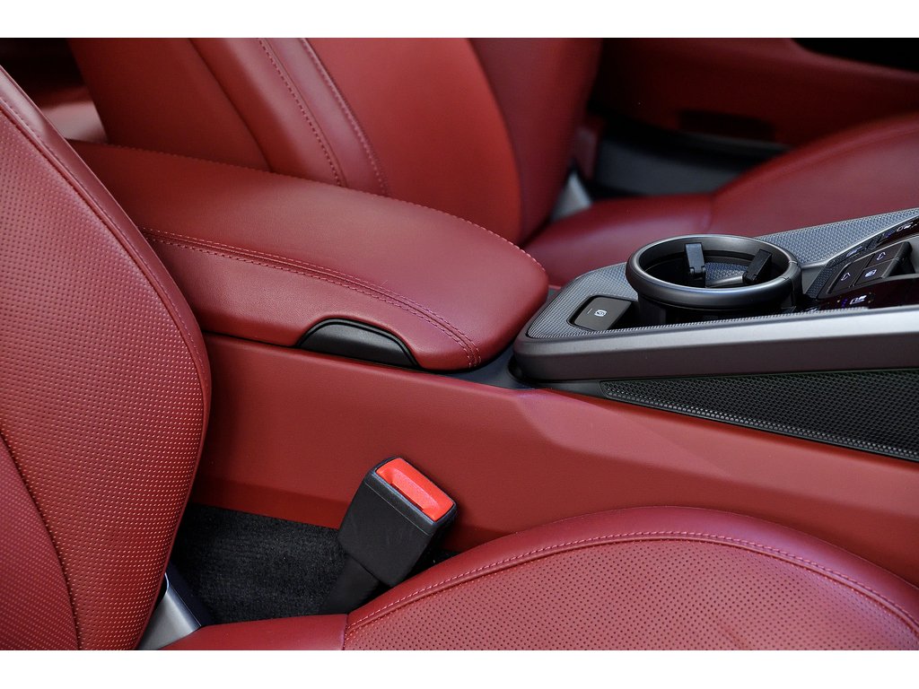 Porsche 911 Carrera 4 Coupe / Premium + Sport Package / BOSE 2021 à Laval, Québec - 37 - w1024h768px