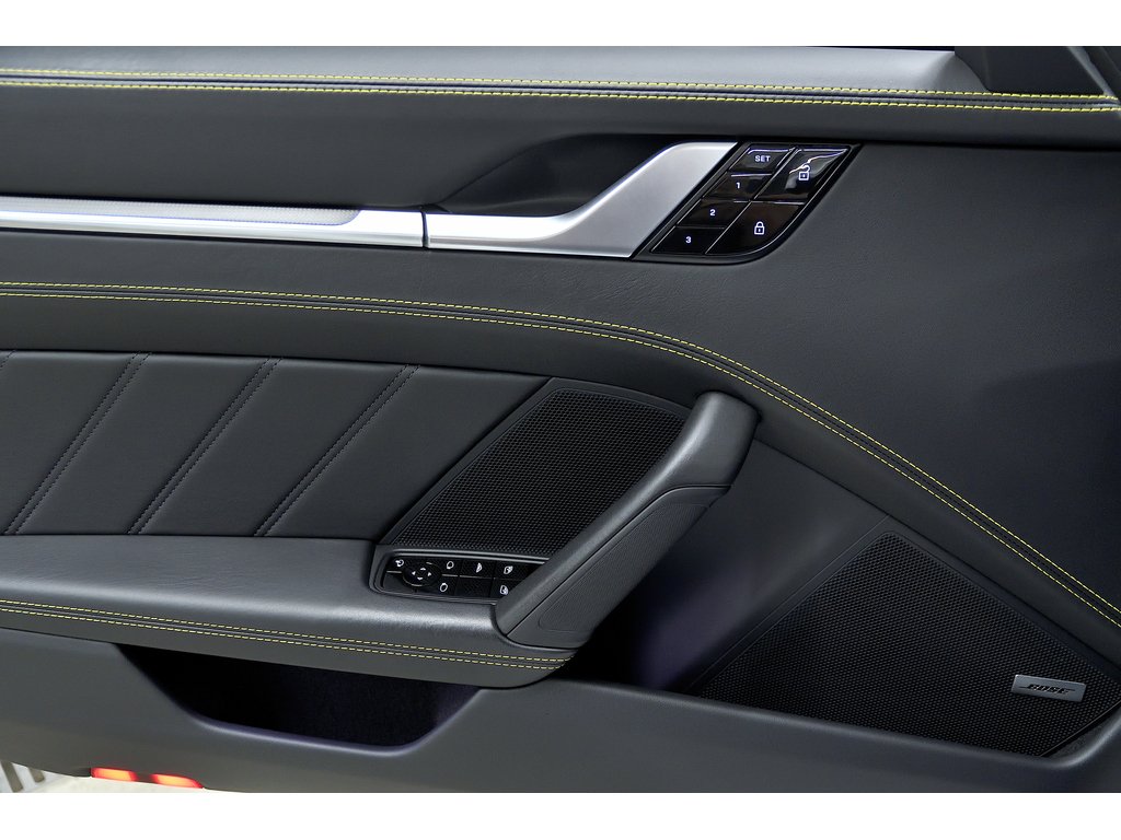 Porsche 911 Turbo S Cab / Sport Pack / PASM / Sport Exhaust 2021 à Laval, Québec - 29 - w1024h768px