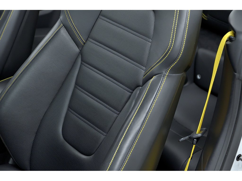 Porsche 911 Turbo S Cab / Sport Pack / PASM / Sport Exhaust 2021 à Laval, Québec - 16 - w1024h768px