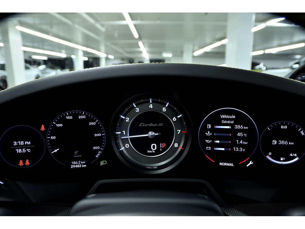 Porsche 911 Turbo S Cab / Sport Pack / PASM / Sport Exhaust 2021 à Laval, Québec - 17 - w1024h768px