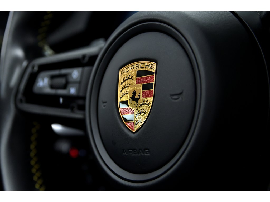 Porsche 911 Turbo S Cab / Sport Pack / PASM / Sport Exhaust 2021 à Laval, Québec - 19 - w1024h768px