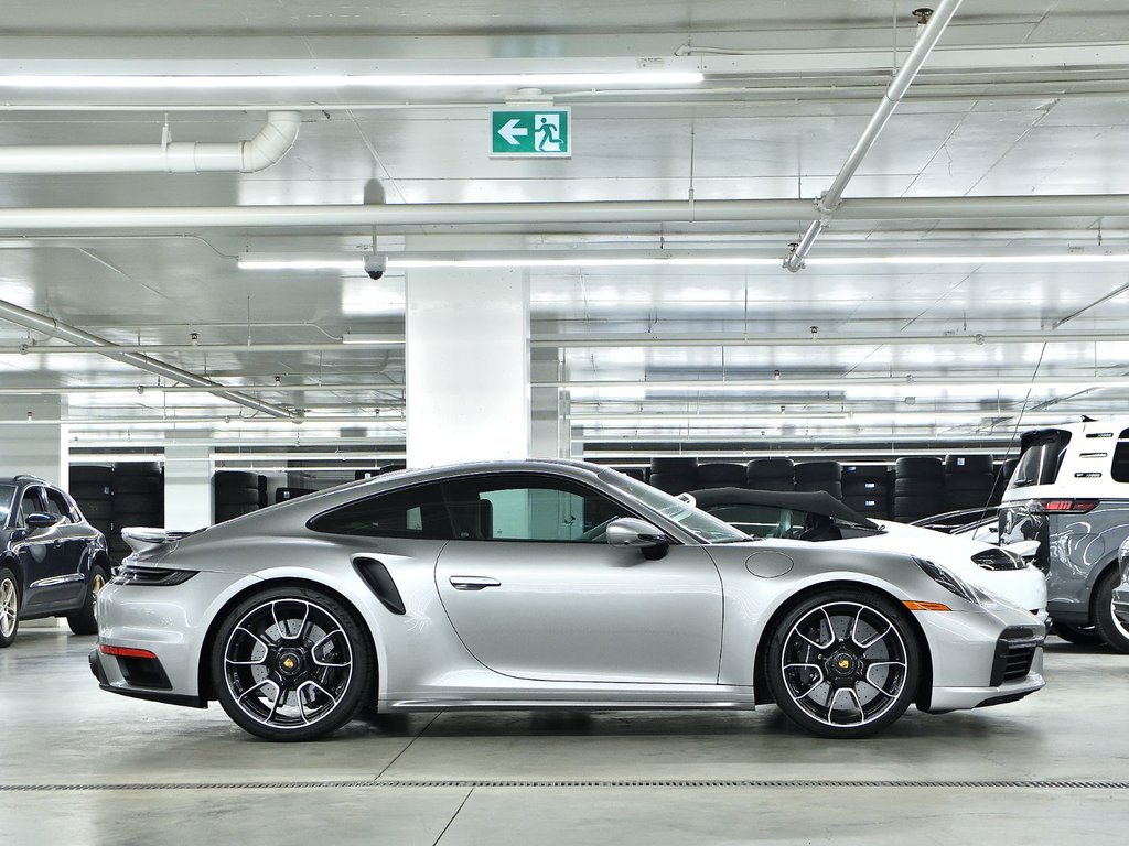 2021 Porsche 911 Turbo S in Laval, Quebec - 2 - w1024h768px